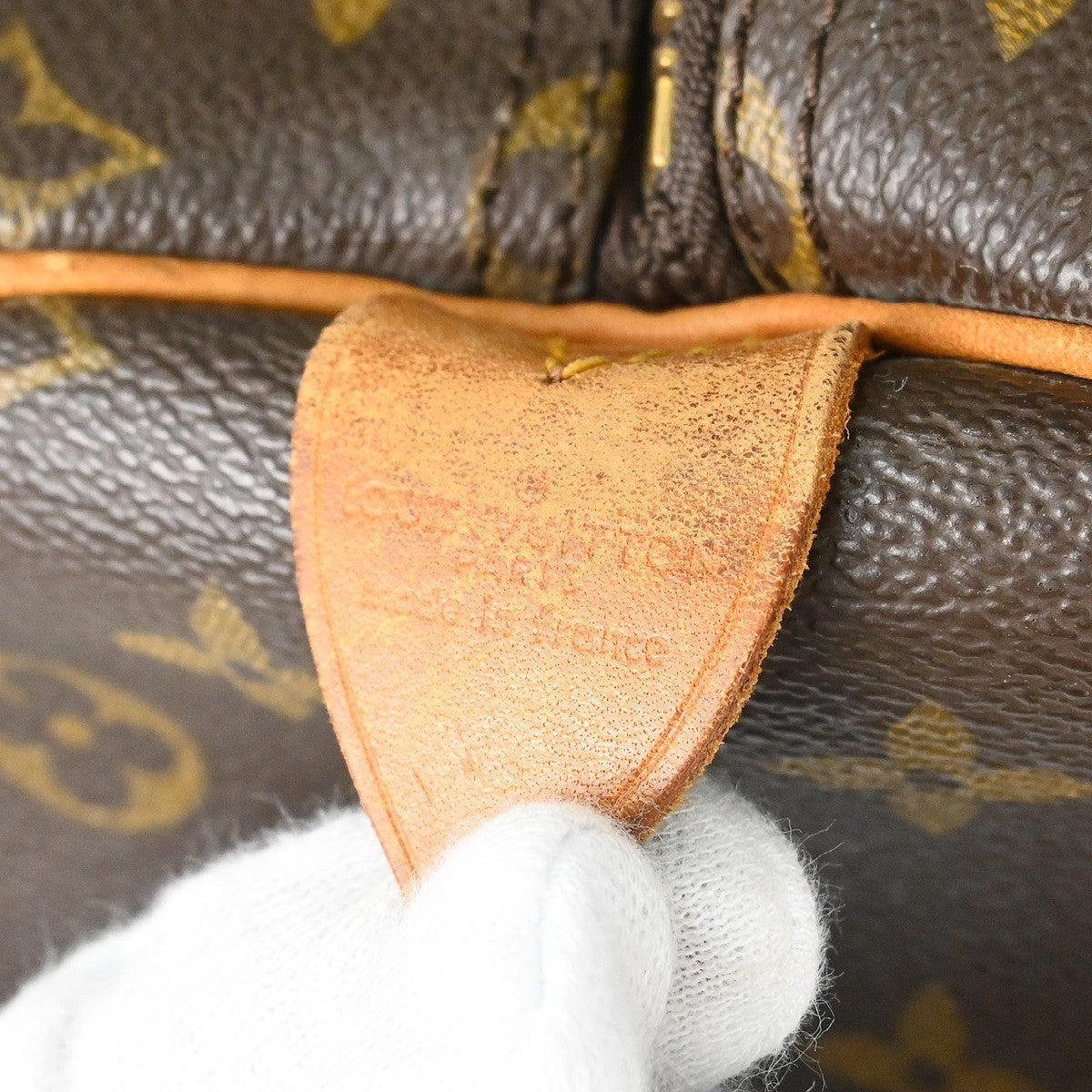 Louis Vuitton Louis Vuitton Keepall Bag Monogram Canvas Brown Canvas Travel Bag Bag (Pre-Loved)