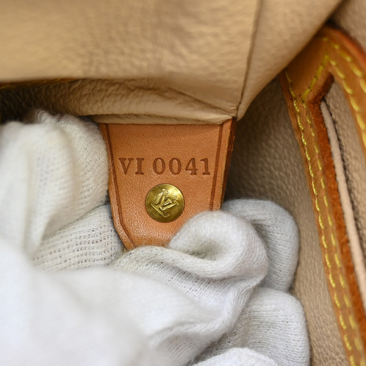 Louis Vuitton Louis Vuitton Petit Bucket Bag Monogram Canvas Brown Canvas Tote Bag Bag (Authentic Pre-Loved)