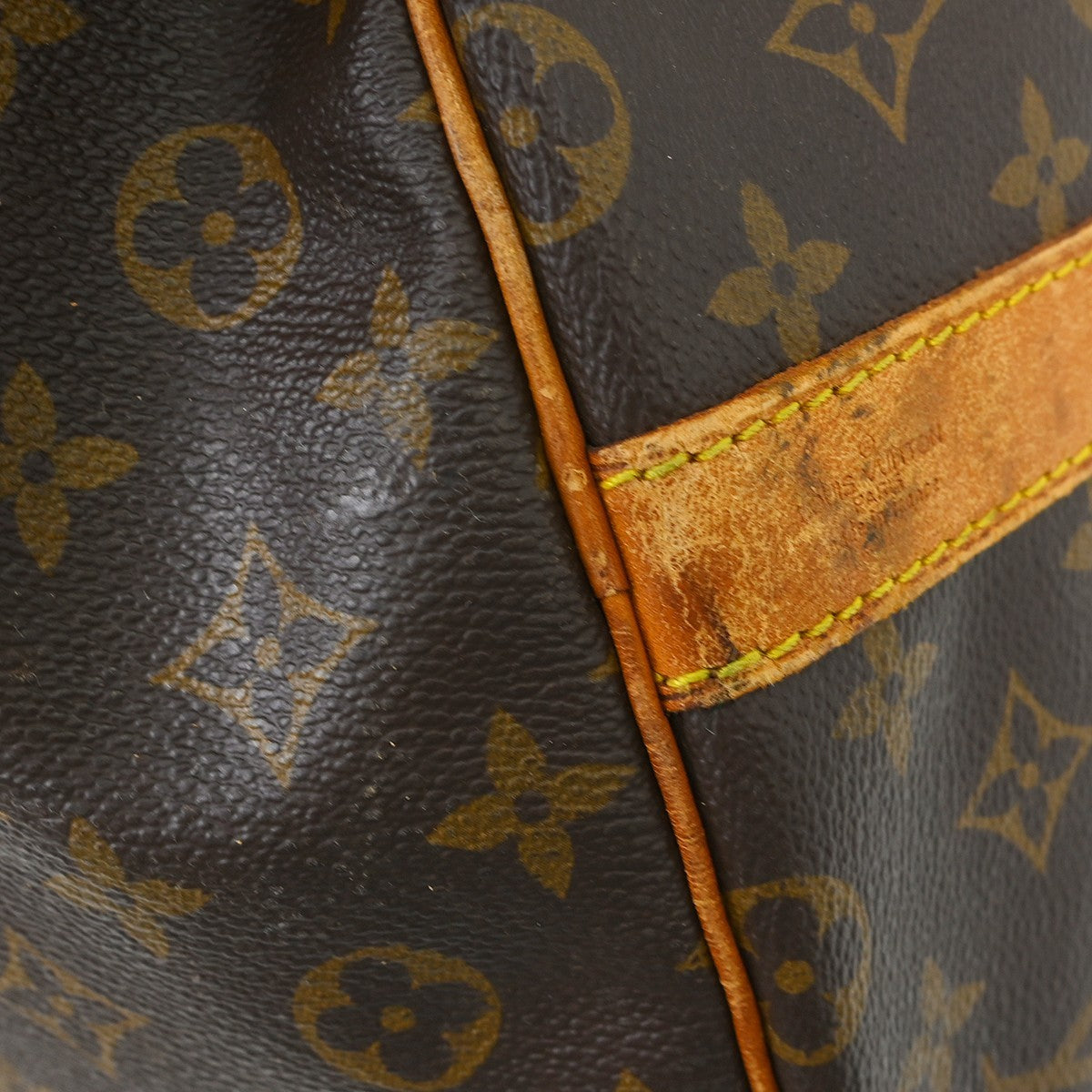 Louis Vuitton Keepall Bandouliere Bag Monogram Canvas Brown Canvas Travel Bag Bag (Authentic Pre-Loved)
