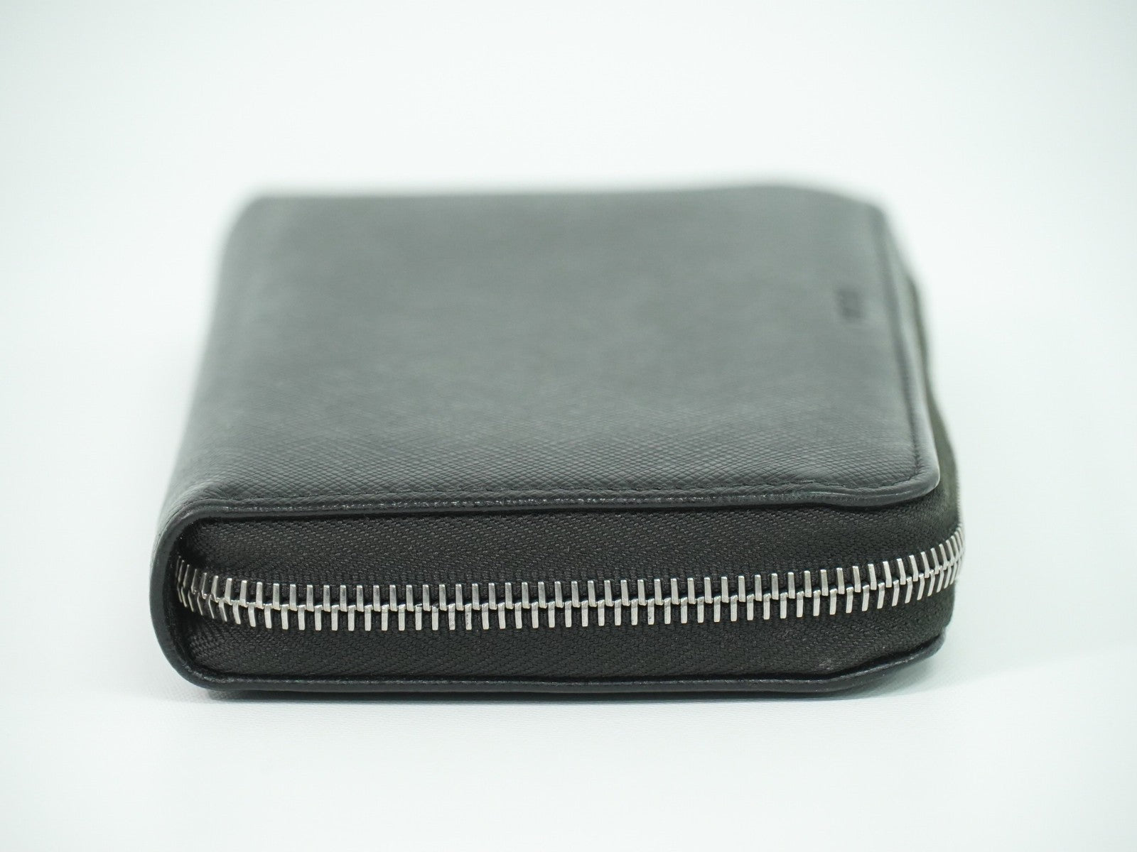 Prada Saffiano Wallet Leather Black Leather Wallets Accessory (Authentic Pre-Loved)