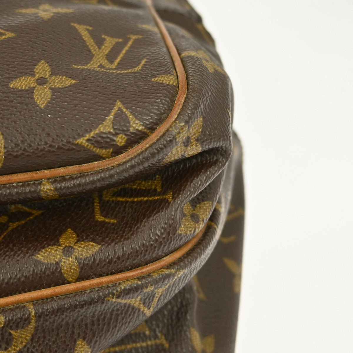 Louis Vuitton Louis Vuitton Reporter Bag Monogram Canvas Brown Canvas Shoulder Bag Bag (Pre-Loved)