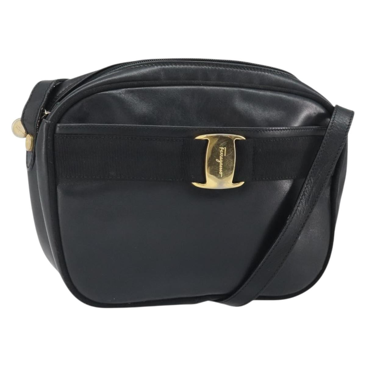 Salvatore Ferragamo Vara Bow Camera Shoulder Bag Leather Black Leather Shoulder Bag Bag (Pre-Loved)