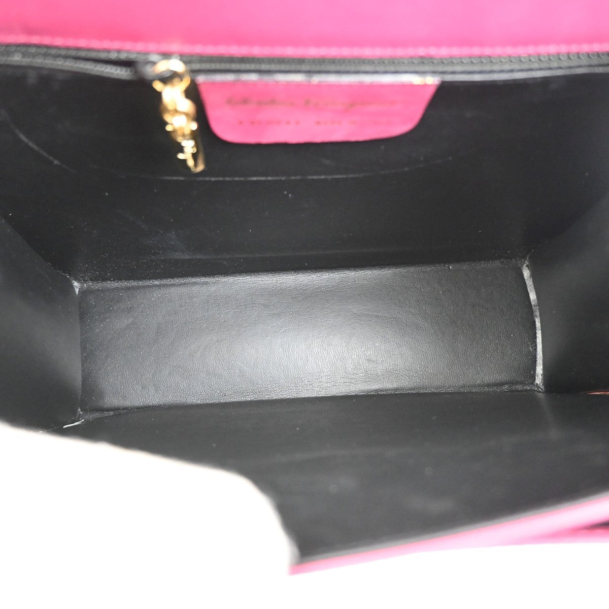 Salvatore Ferragamo Salvatore Ferragamo Vintage Shoulder Bag Leather Pink Leather Shoulder Bag Bag (Pre-Loved)