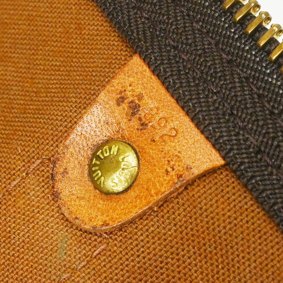 Louis Vuitton Louis Vuitton Keepall Bandouliere Bag Monogram Canvas Brown Canvas Travel Bag Bag (Authentic Pre-Loved)