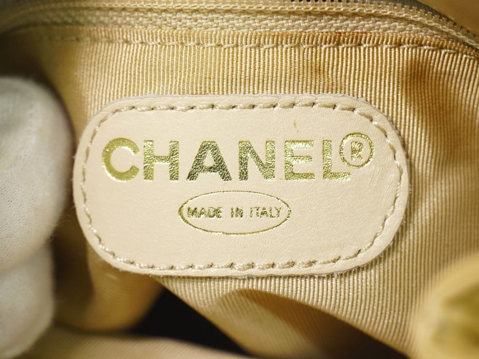 Chanel Vintage Cc Tassel Shoulder Bag Lambskin Beige Leather Shoulder Bag Bag (Authentic Pre-Loved)