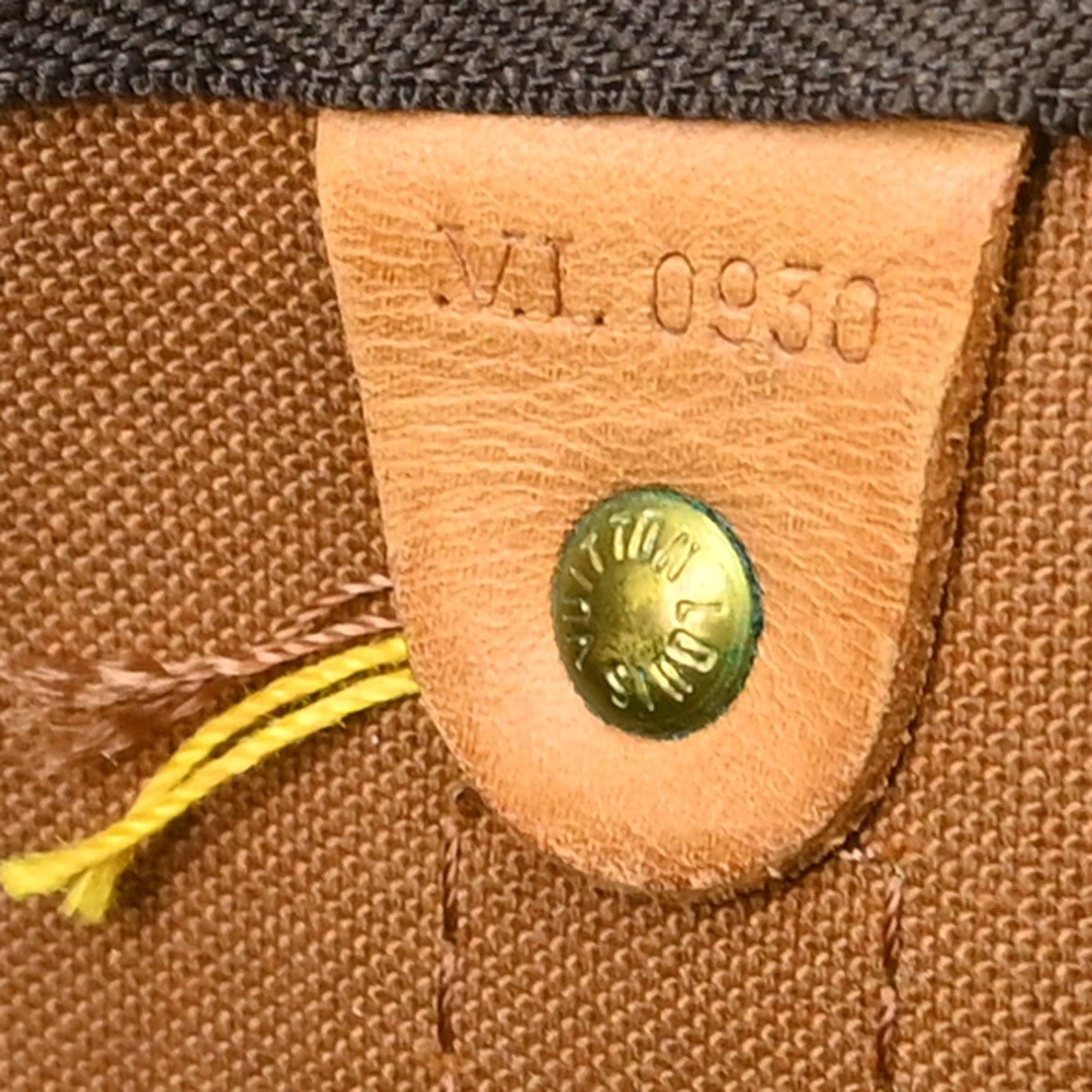 Louis Vuitton Keepall Bandouliere Bag Monogram Canvas Brown Canvas Travel Bag Bag (Authentic Pre-Loved)