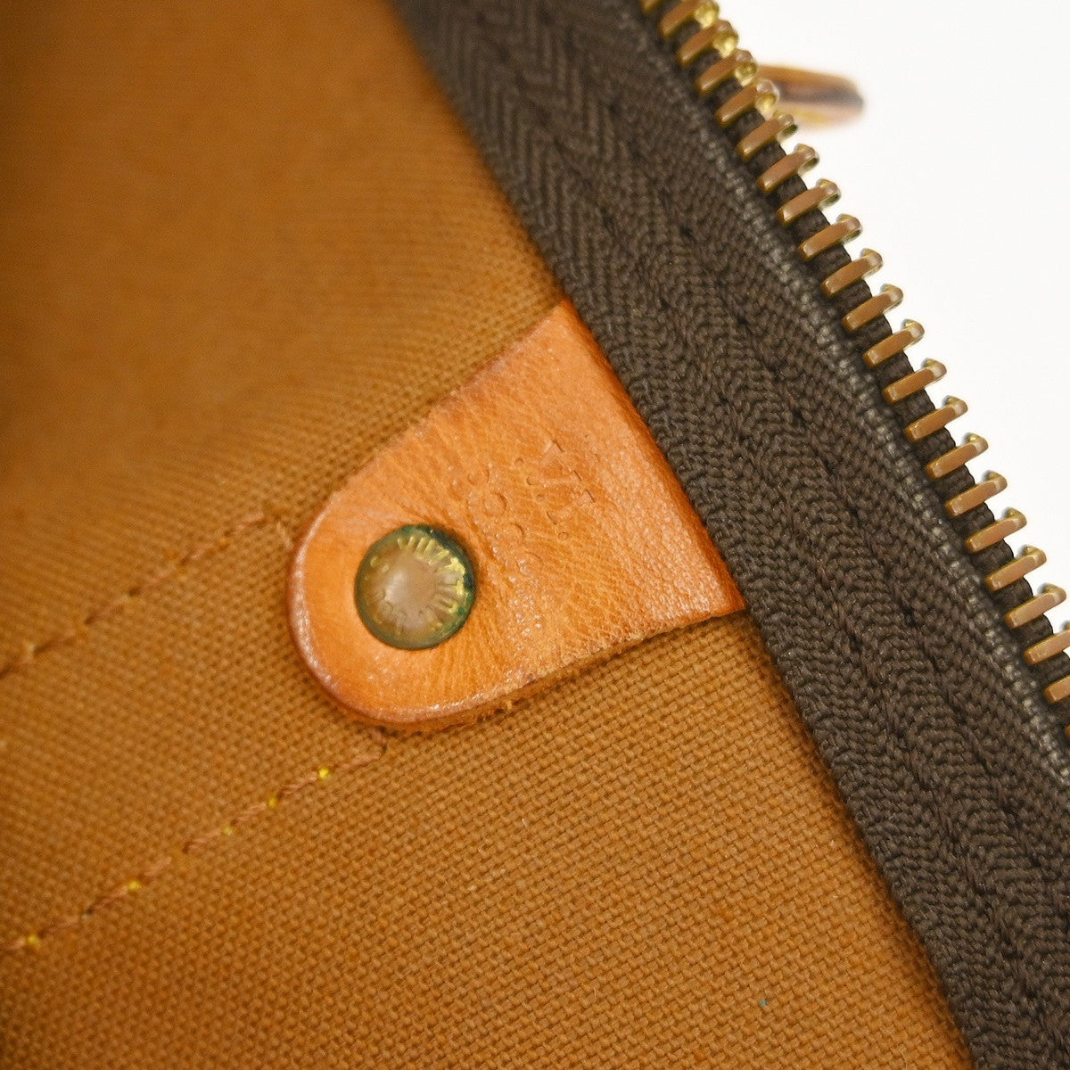 Louis Vuitton Louis Vuitton Keepall Bandouliere Bag Monogram Canvas Brown Canvas Travel Bag Bag (Authentic Pre-Loved)