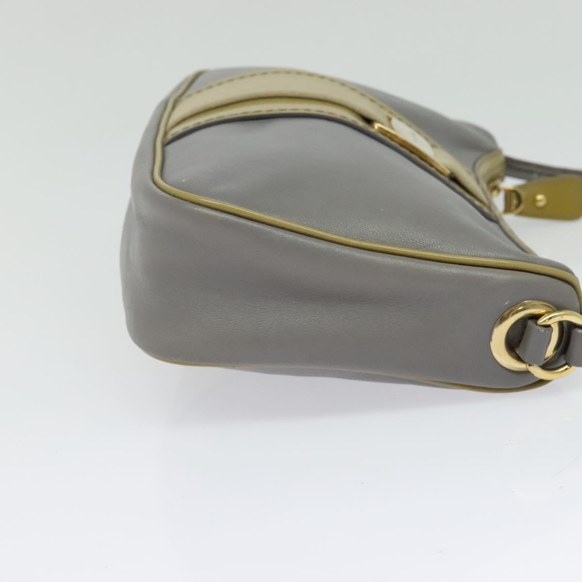 Salvatore Ferragamo Salvatore Ferragamo Vala Shoulder Bag Leather Gray Leather Shoulder Bag Bag (Pre-Loved)