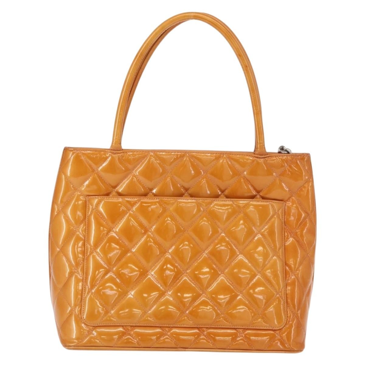 Chanel Medallion Tote Quilted Patent Beige Patent_Leather Tote Bag Bag (Pre-Loved)