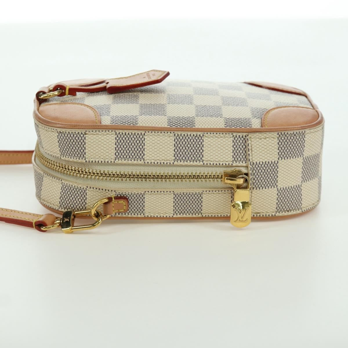 Louis Vuitton Neokapi Handag Damier Beige Canvas Clutche & Pouche Bag (Pre-Loved)
