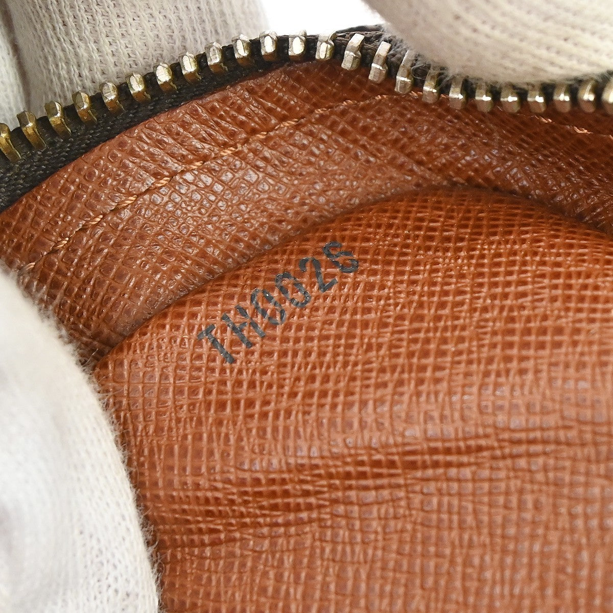 Louis Vuitton Louis Vuitton Amazone Bag Monogram Canvas Brown Canvas Shoulder Bag Bag (Authentic Pre-Loved)