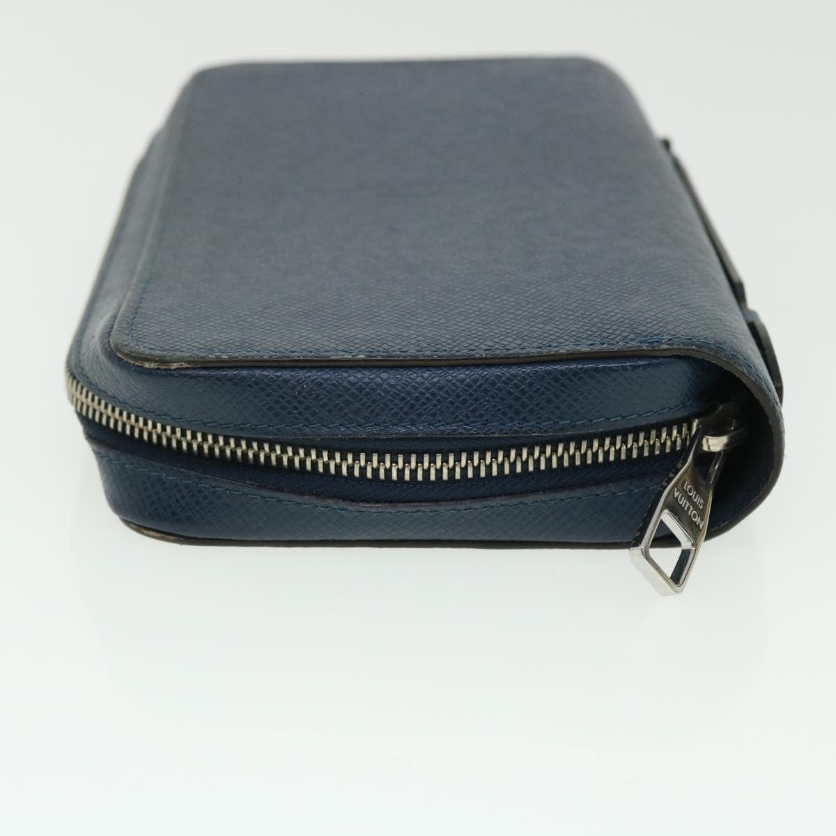 Louis Vuitton Zippy Xl Taiga Leather Navy Leather Wallets Accessory (Authentic Pre-Loved)