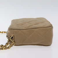 Chanel Vintage Diamond Cc Camera Bag Quilted Leather Beige Leather Shoulder Bag Bag (Pre-Loved)