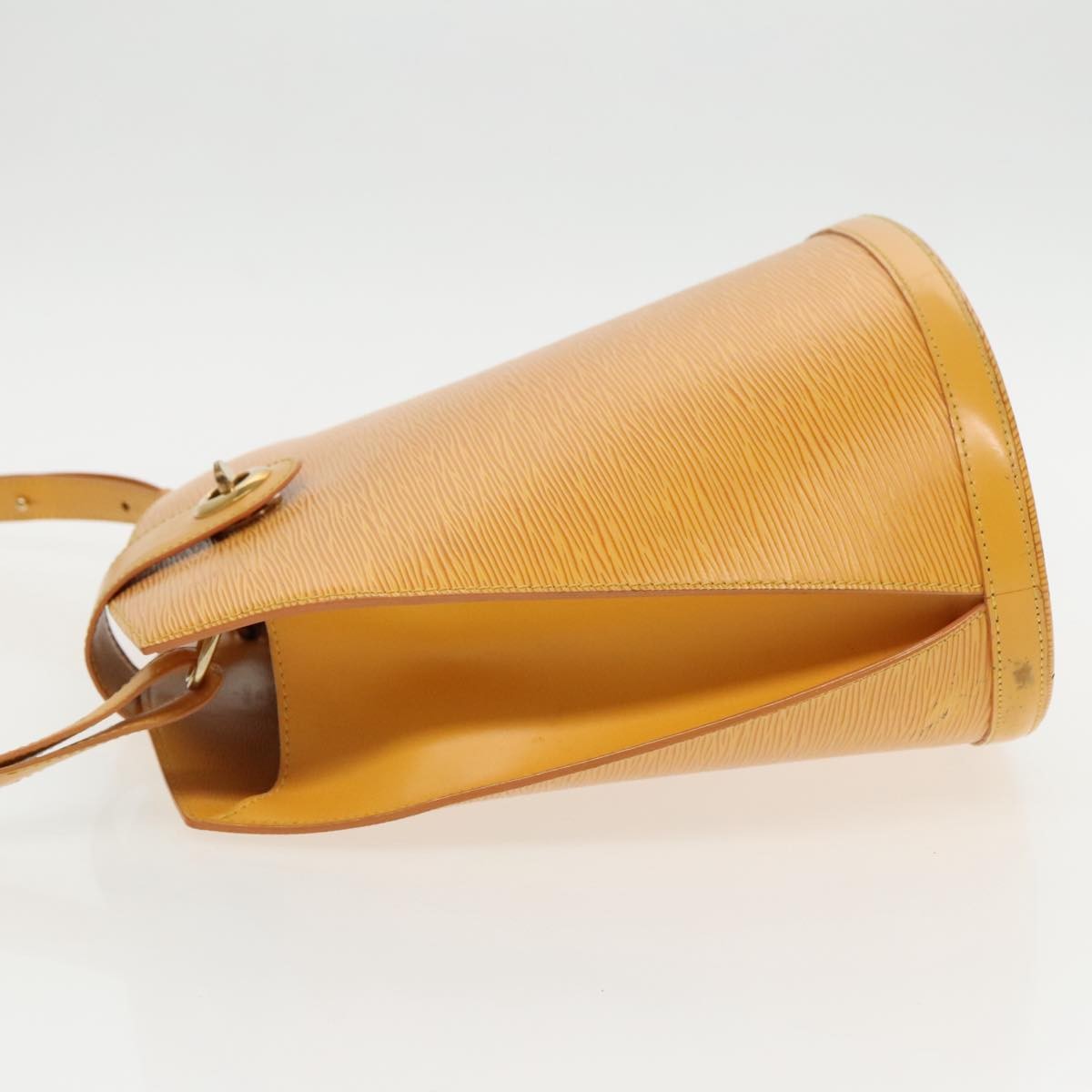 Louis Vuitton Cluny Shoulder Bag Epi Leather Yellow Leather Shoulder Bag Bag (Authentic Pre-Loved)