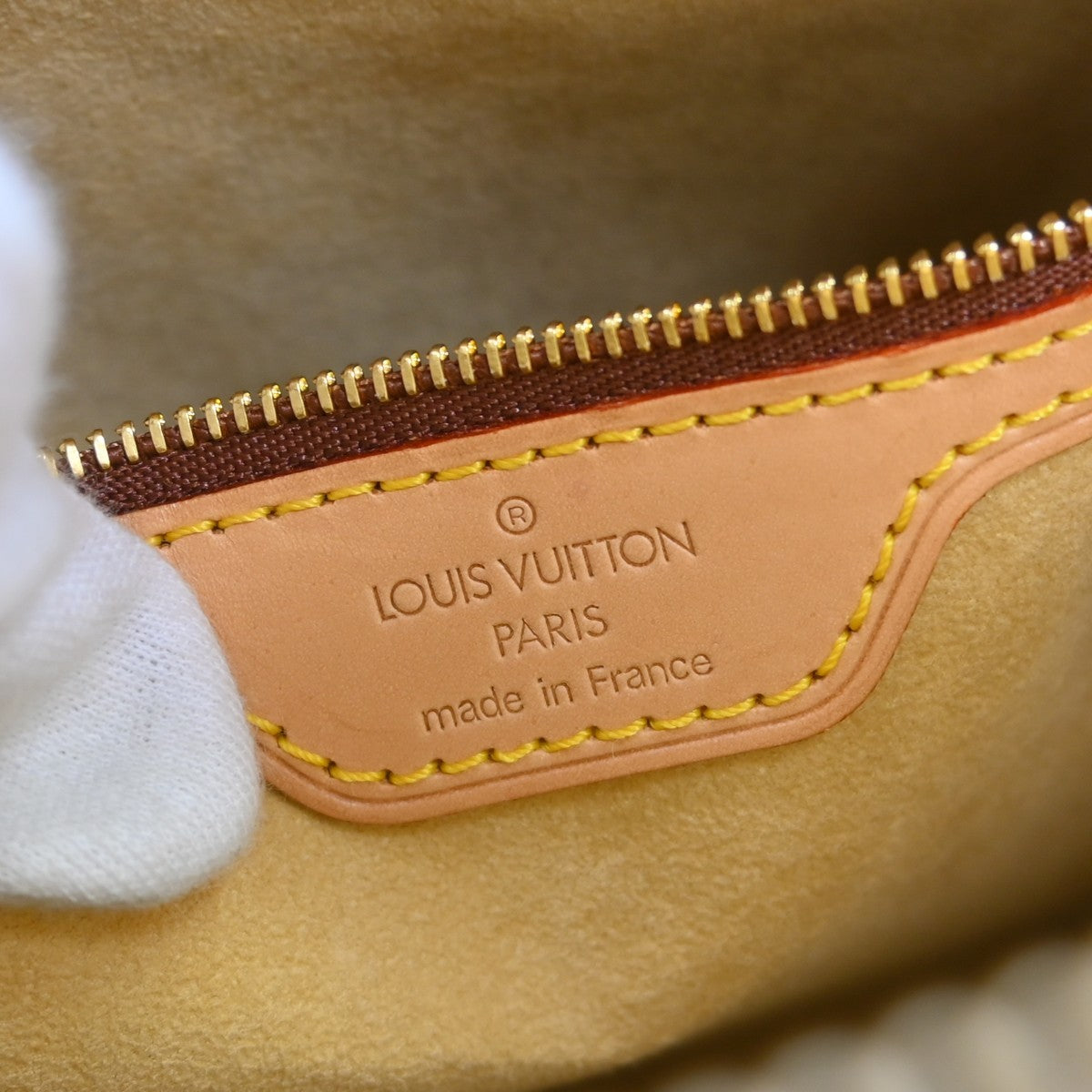 Louis Vuitton Louis Vuitton Monogram Looping Handbag Monogram Canvas Brown Canvas Shoulder Bag Bag (Pre-Loved)