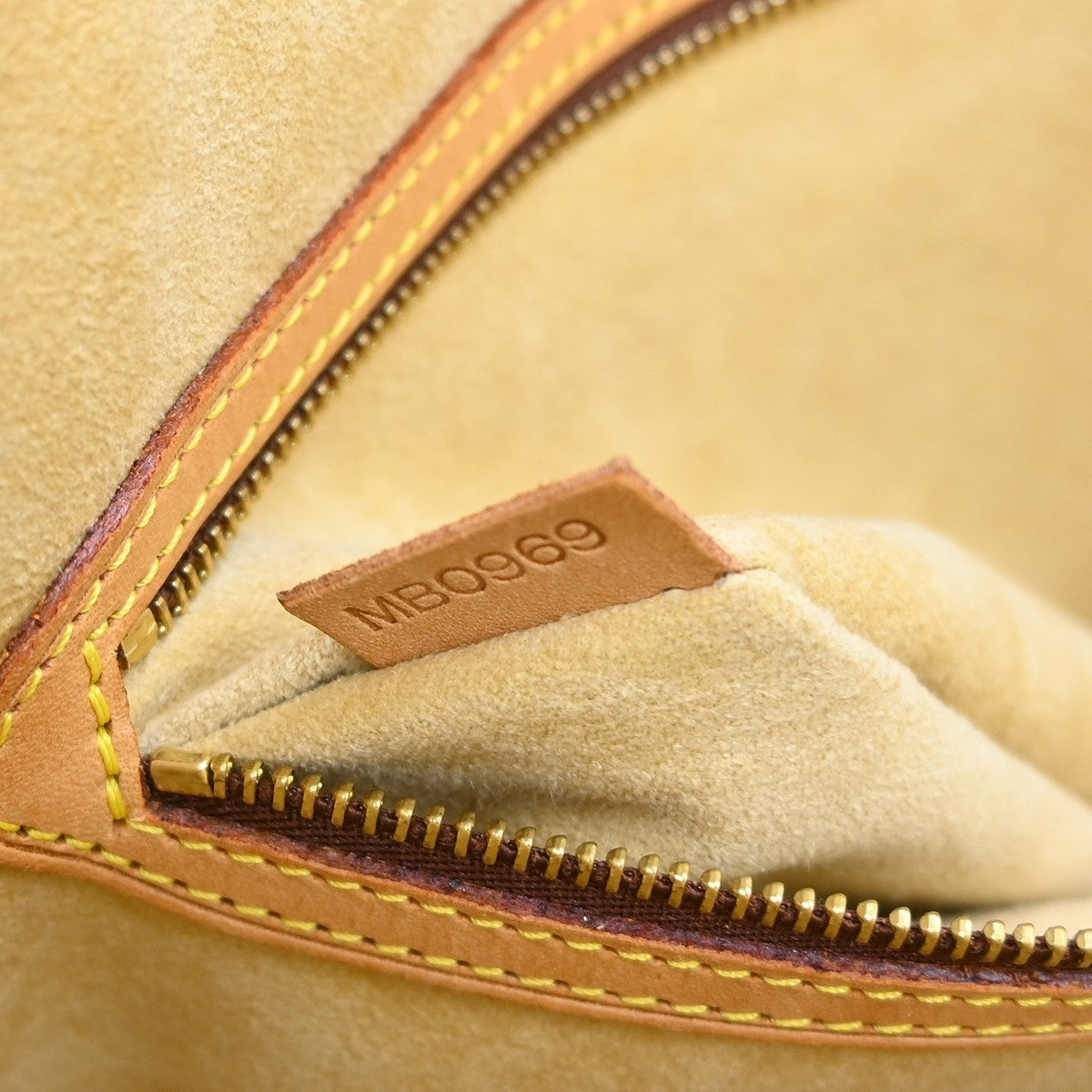 Louis Vuitton Babylone Handbag Monogram Canvas Brown Canvas Shoulder Bag Bag (Authentic Pre-Loved)