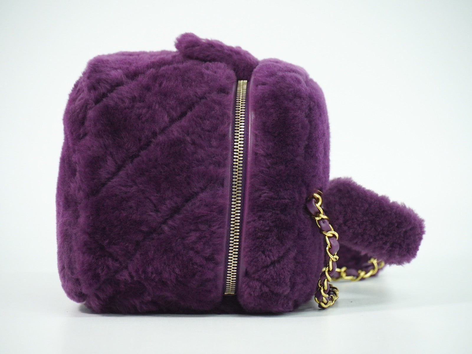 Chanel Coconing Top Handle Vanity Case With Chain Quilted Shearling Purple Faux_Fur Clutche & Pouche Bag (Authentic Pre-Loved)