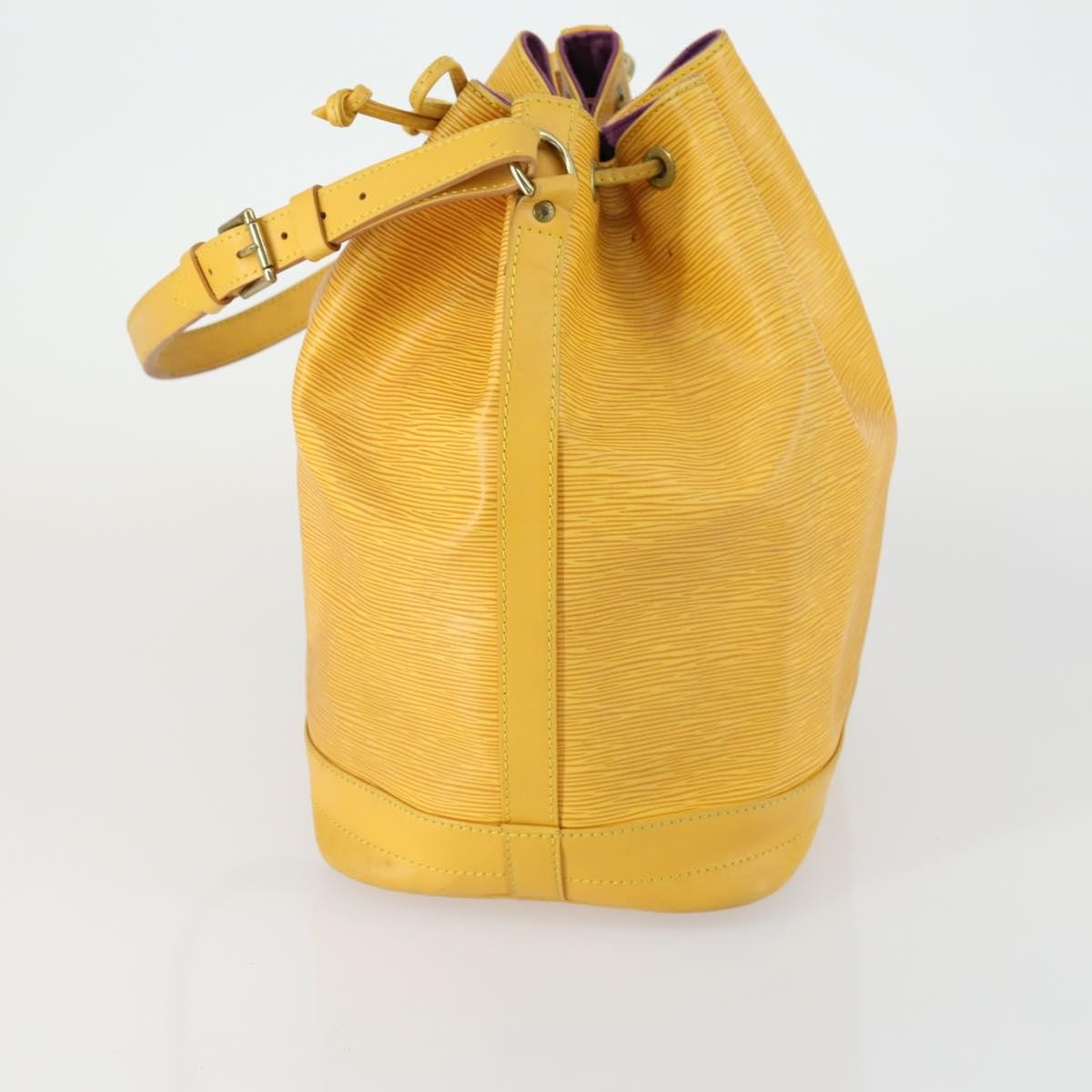 Louis Vuitton Noe Handbag Epi Leather Yellow Leather Shoulder Bag Bag (Pre-Loved)
