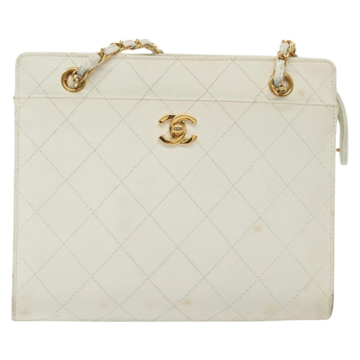 Chanel Cc Shoulder Bag Quilted Caviar White Leather Bag (Pre-Loved)