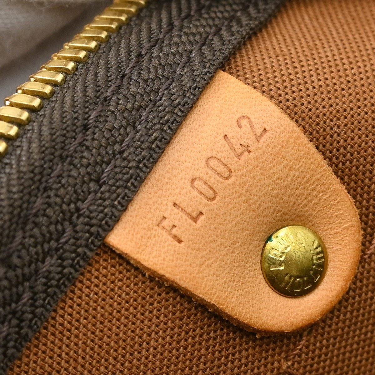Louis Vuitton Louis Vuitton Keepall Bag Monogram Canvas Brown Canvas Travel Bag Bag (Pre-Loved)