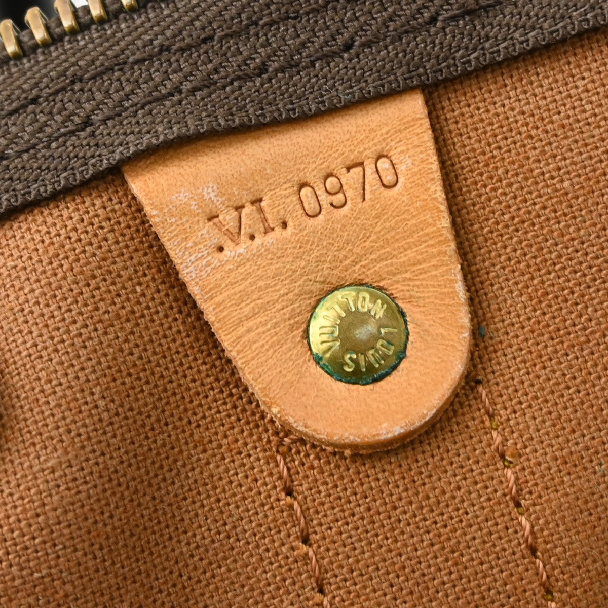 Louis Vuitton Keepall Bandouliere Bag Monogram Canvas Brown Canvas Travel Bag Bag (Pre-Loved)