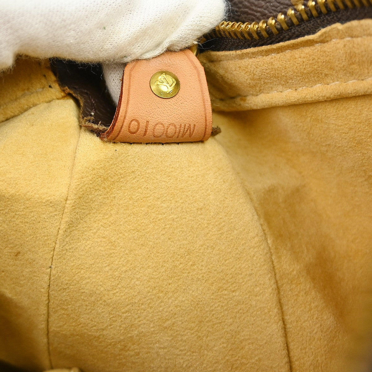 Louis Vuitton Louis Vuitton Monogram Looping Handbag Monogram Canvas Brown Canvas Shoulder Bag Bag (Pre-Loved)