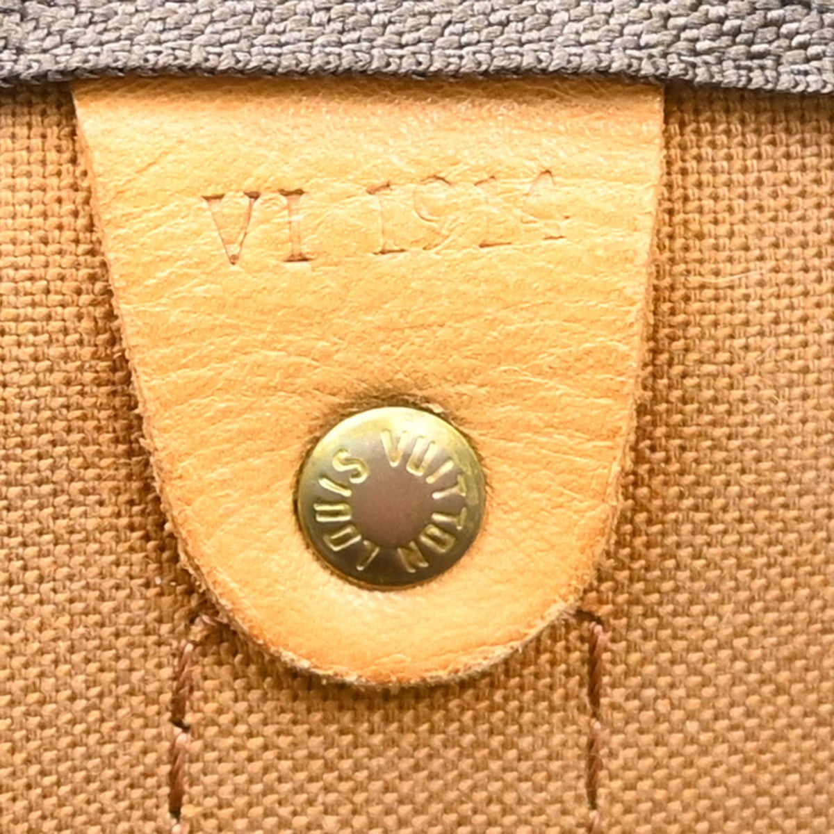 Louis Vuitton Louis Vuitton Keepall Bandouliere Bag Monogram Canvas Brown Canvas Travel Bag Bag (Pre-Loved)
