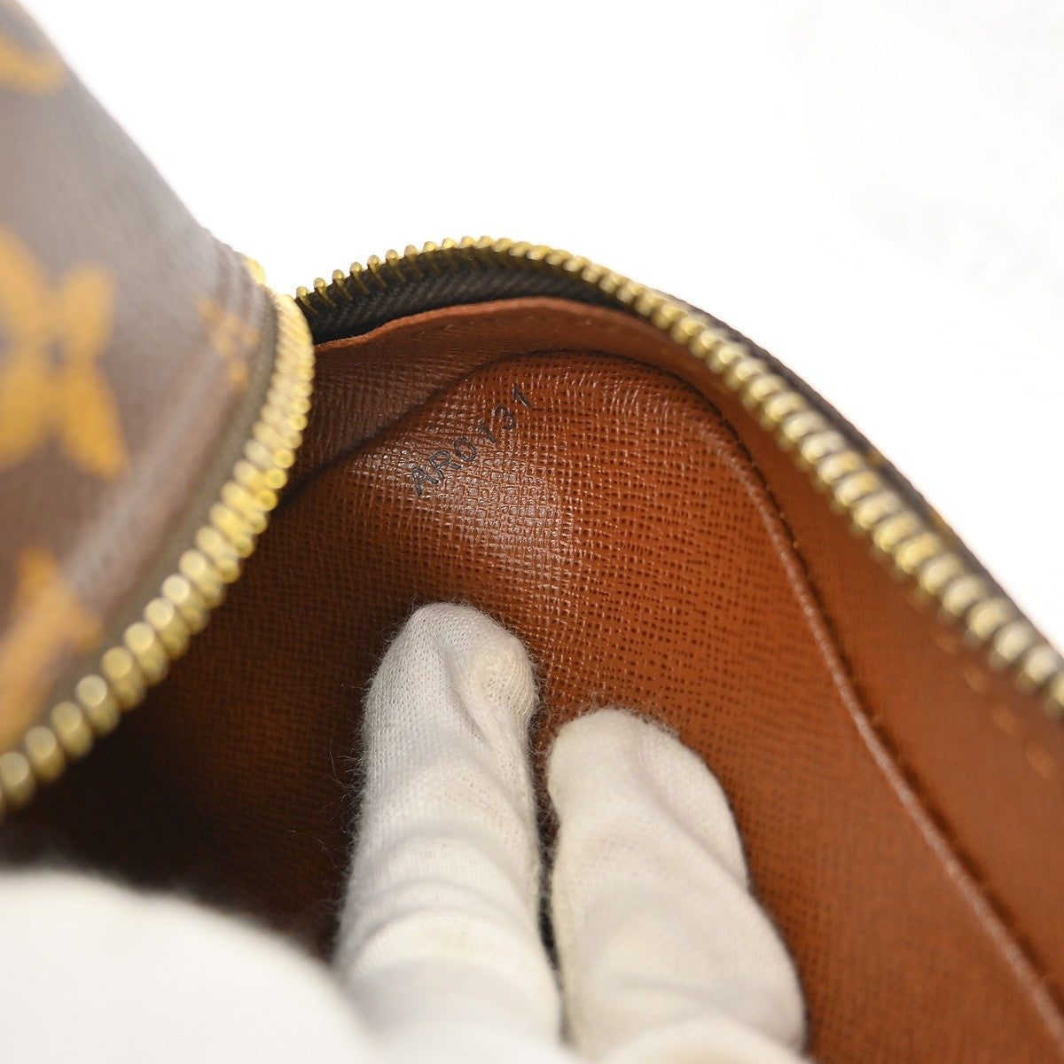 Louis Vuitton Louis Vuitton Nil Messenger Bag Monogram Canvas Brown Canvas Shoulder Bag Bag (Pre-Loved)