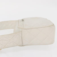 Chanel Vintage Diamond Cc Slit Pocket Camera Bag Quilted Leather White Leather Shoulder Bag Bag (Pre-Loved)