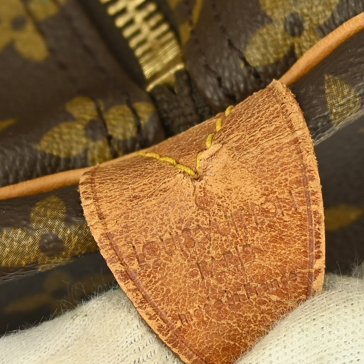Louis Vuitton Keepall Bag Monogram Canvas Brown Canvas Travel Bag Bag (Pre-Loved)