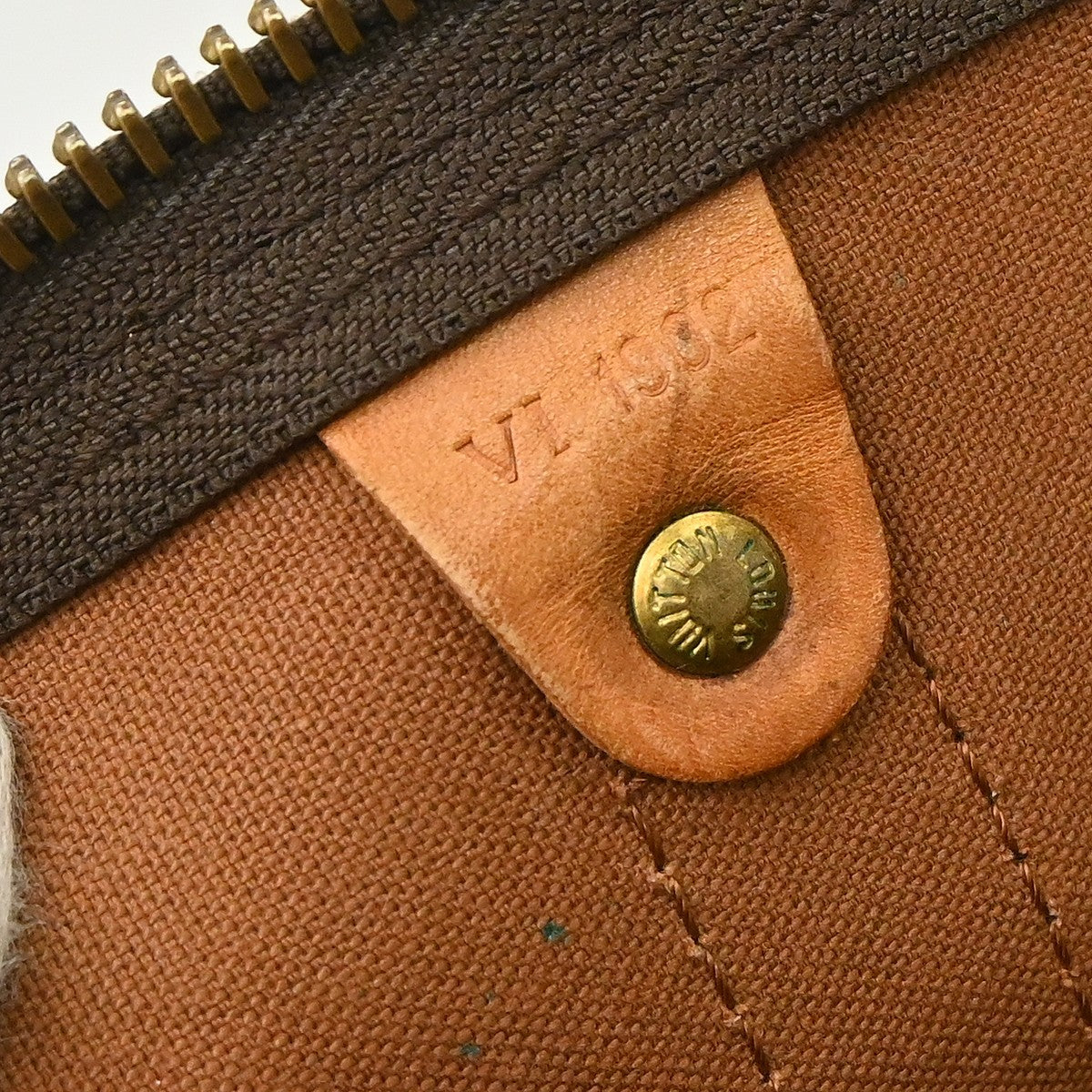 Louis Vuitton Louis Vuitton Keepall Bag Monogram Canvas Brown Canvas Travel Bag Bag (Pre-Loved)