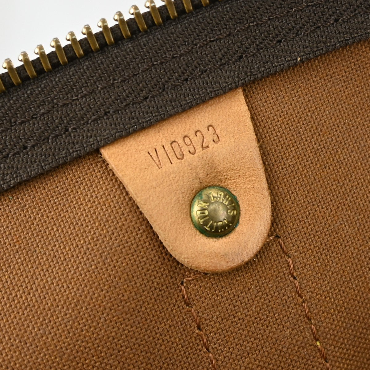 Louis Vuitton Louis Vuitton Keepall Bag Monogram Canvas Brown Canvas Travel Bag Bag (Pre-Loved)