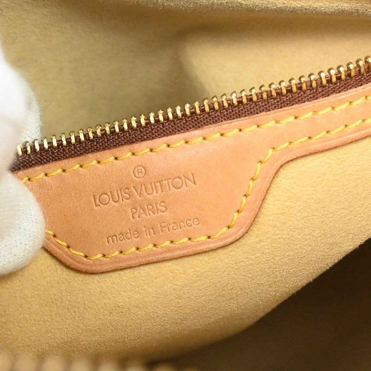Louis Vuitton Louis Vuitton Monogram Looping Handbag Monogram Canvas Brown Canvas Shoulder Bag Bag (Pre-Loved)