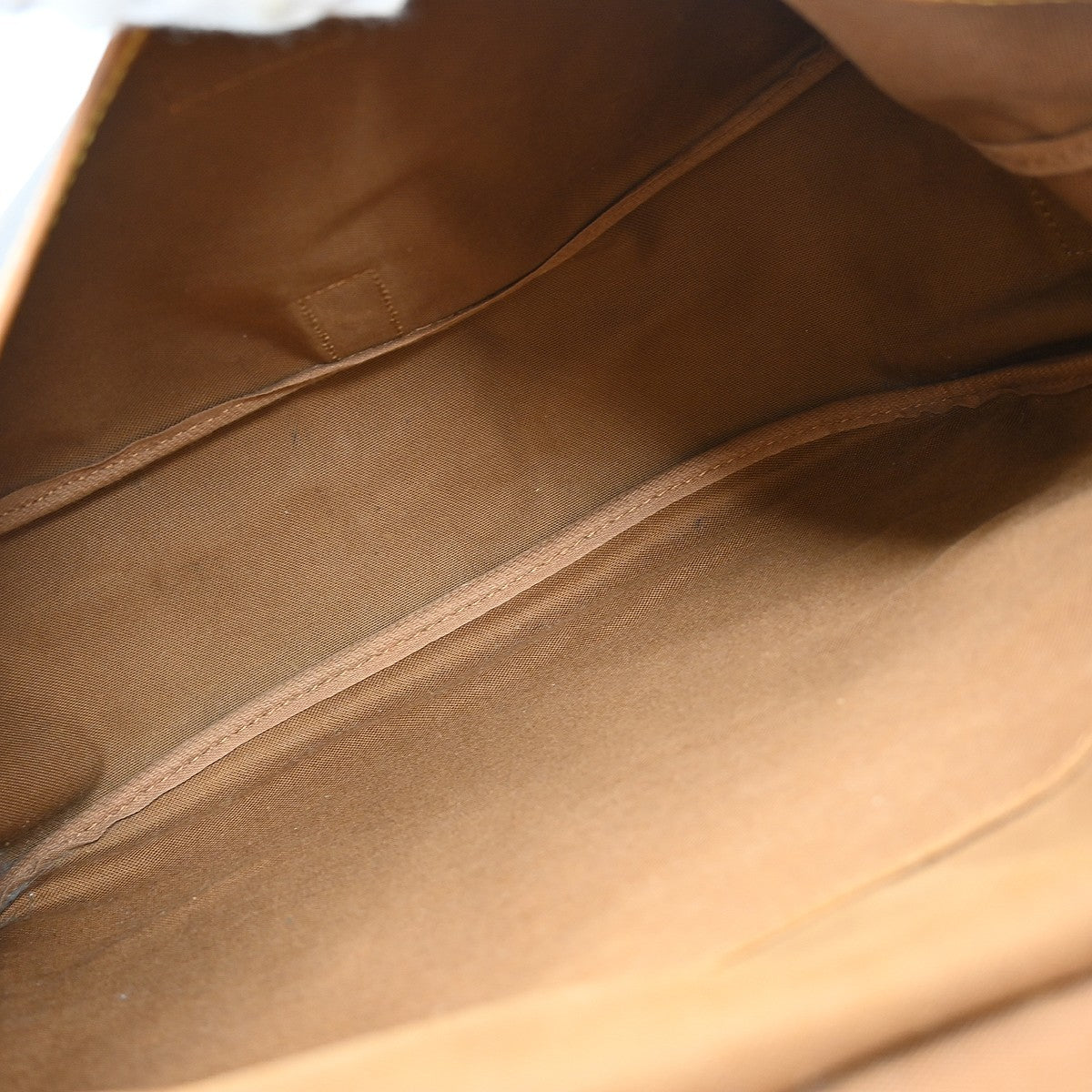 Louis Vuitton Saumur Handbag Monogram Canvas Brown Canvas Shoulder Bag Bag (Authentic Pre-Loved)
