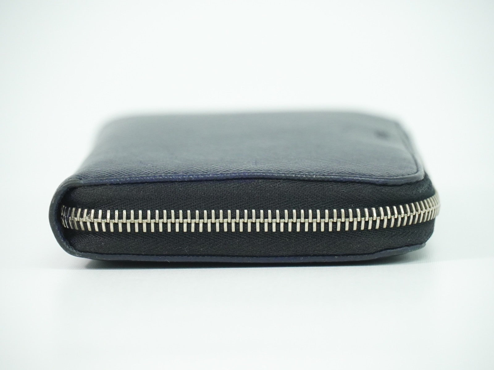 Prada Saffiano Wallet Leather Navy Leather Wallets Accessory (Pre-Loved)