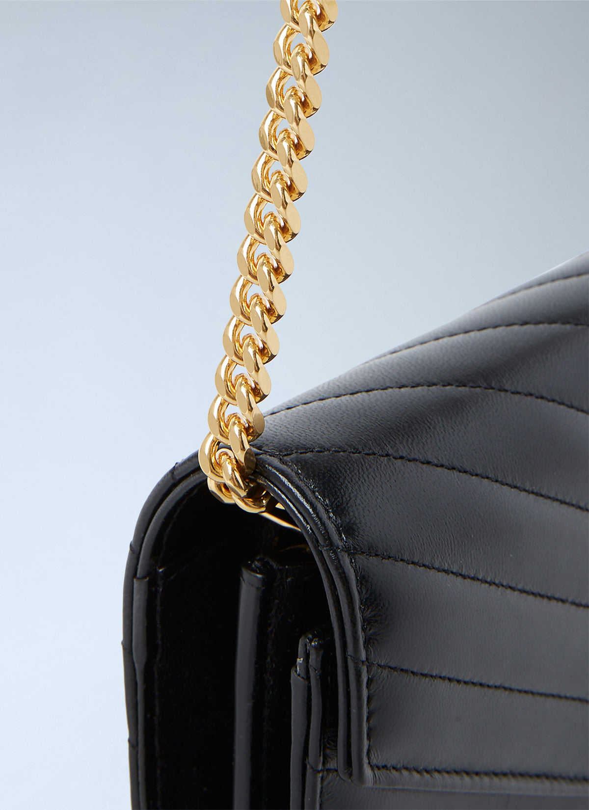 Saint Laurent Women Cassandre Matelassé Chain Wallet