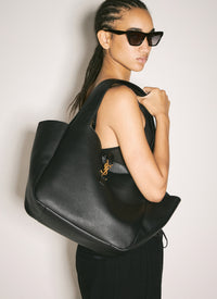 Saint Laurent Saint Laurent Women Le 5 À 7 Bea Shoulder Bag