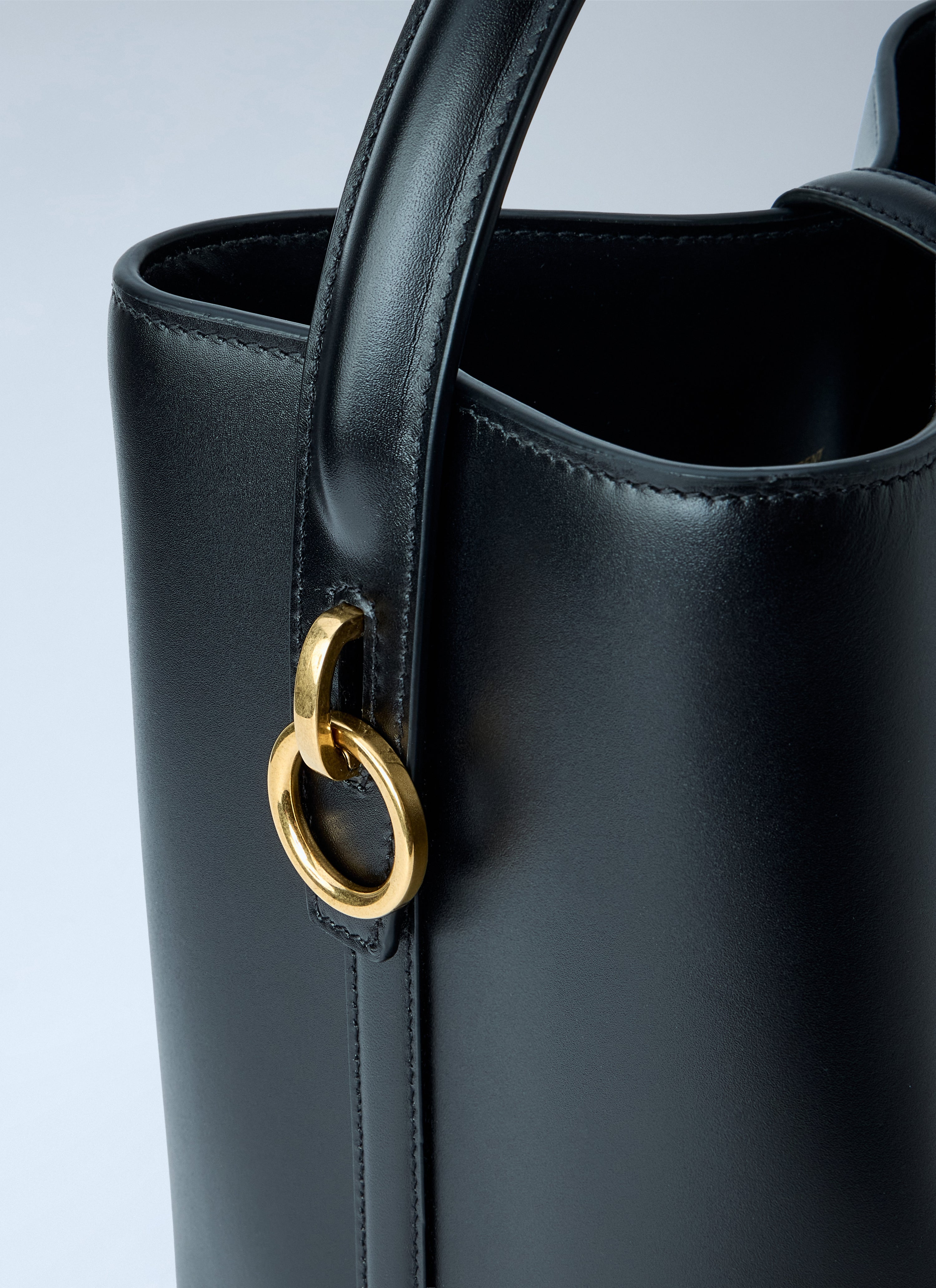 Saint Laurent Saint Laurent Women Le 37 Leather Bucket Bag
