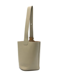 Loewe Women Pebble Medium Bucket