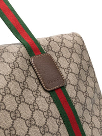 Gucci Men Gg Supreme Duffle Bag