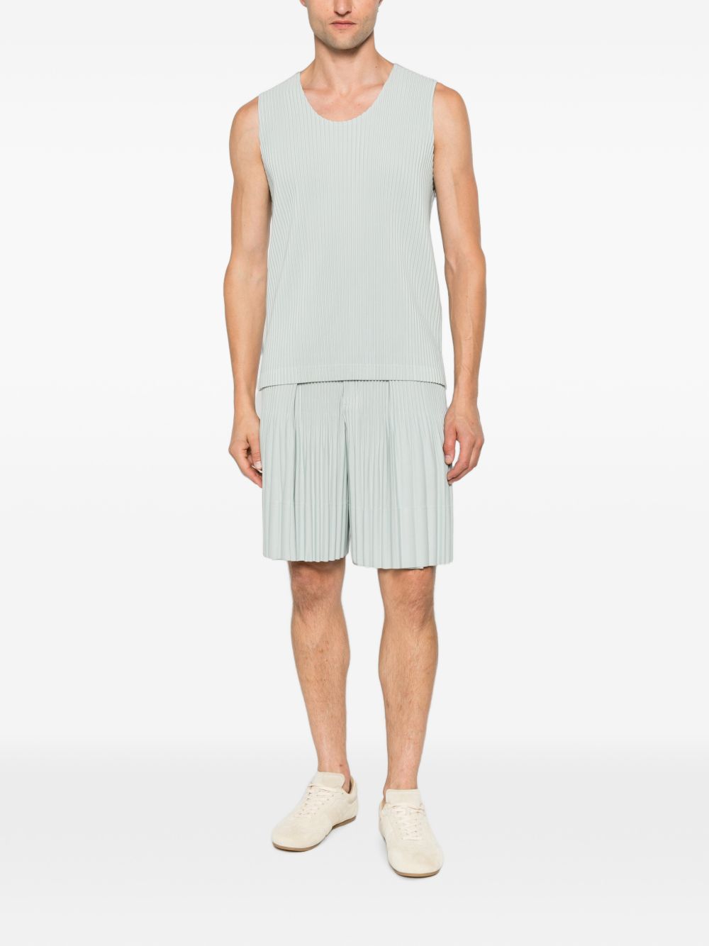 Homme Plisse' Issey Miyake Men Pleated Shorts – Bluefly