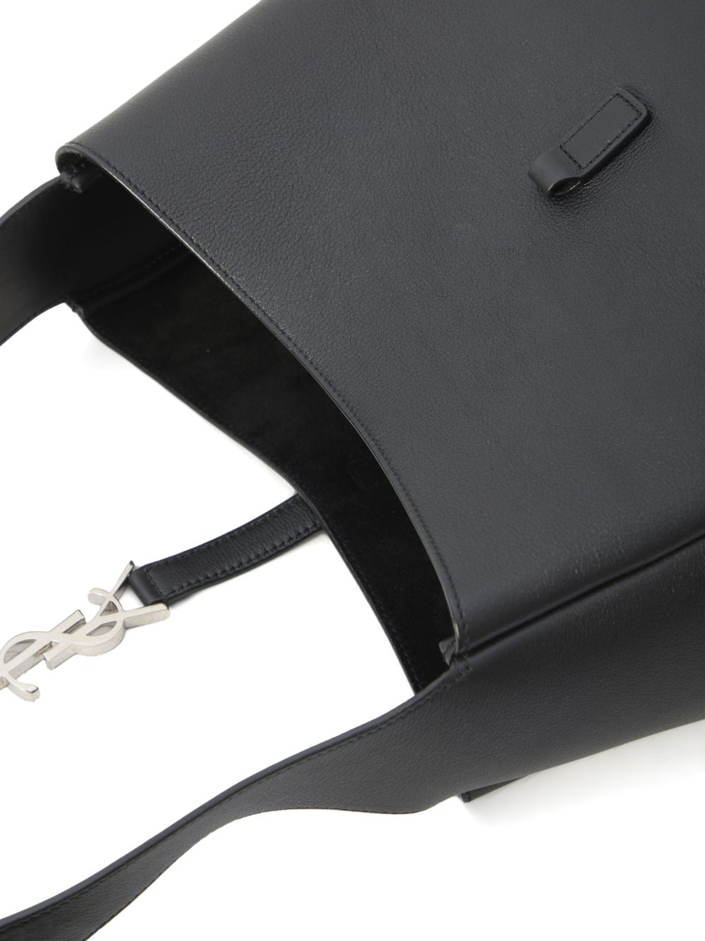 SAINT LAURENT Saint Laurent Women Le 5 À 7 Large Leather Shoulder Bag