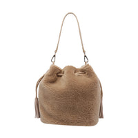 La Carrie Women Teddy Bucket Bag