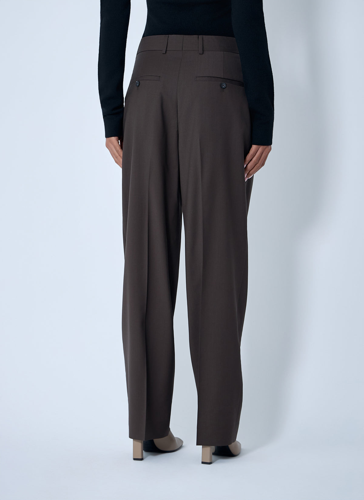 Toteme Women Pleated Pants