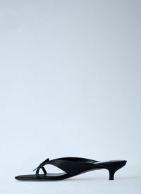 Toteme Women Bow Satin Sandals