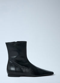Toteme Women Zipped Leather Chelsea Boots