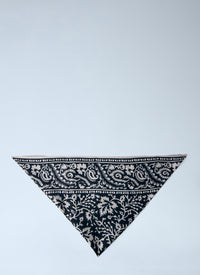 Toteme Women Patterned Bandana Scarf
