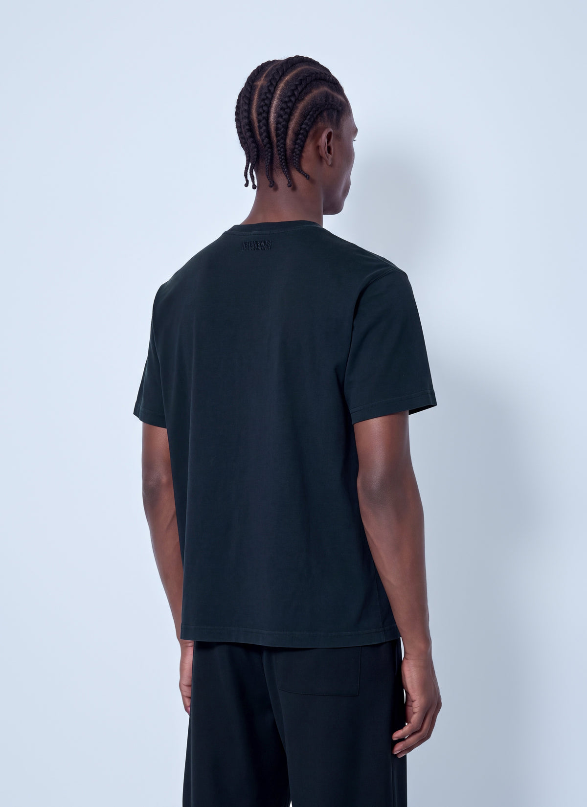 Vetements Men Classic Logo Regular T-Shirt