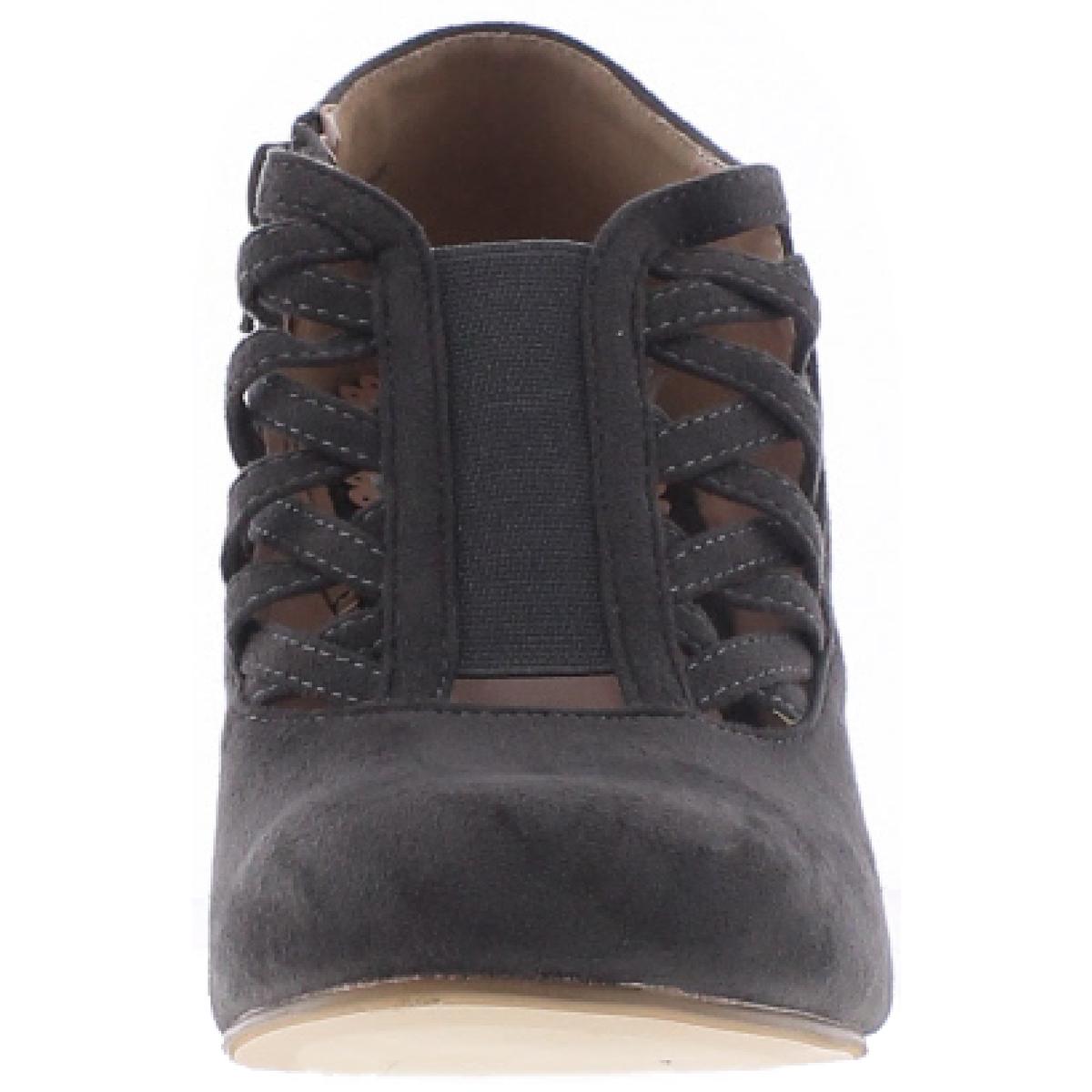Piper Womens Faux Suede Cut-Out Shooties