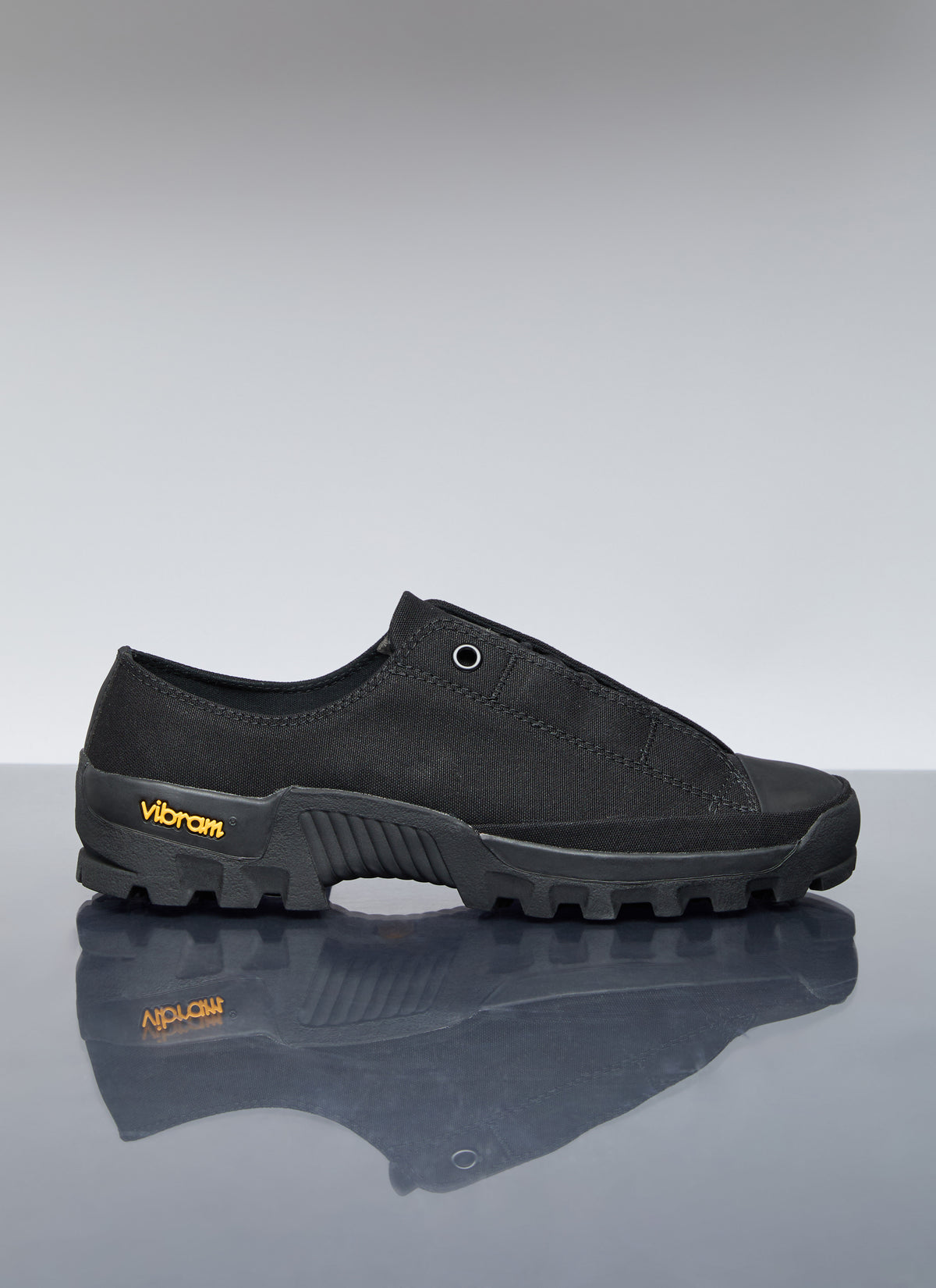 Yohji Yamamoto Yohji Yamamoto Men Fly Front Low Top Sneakers